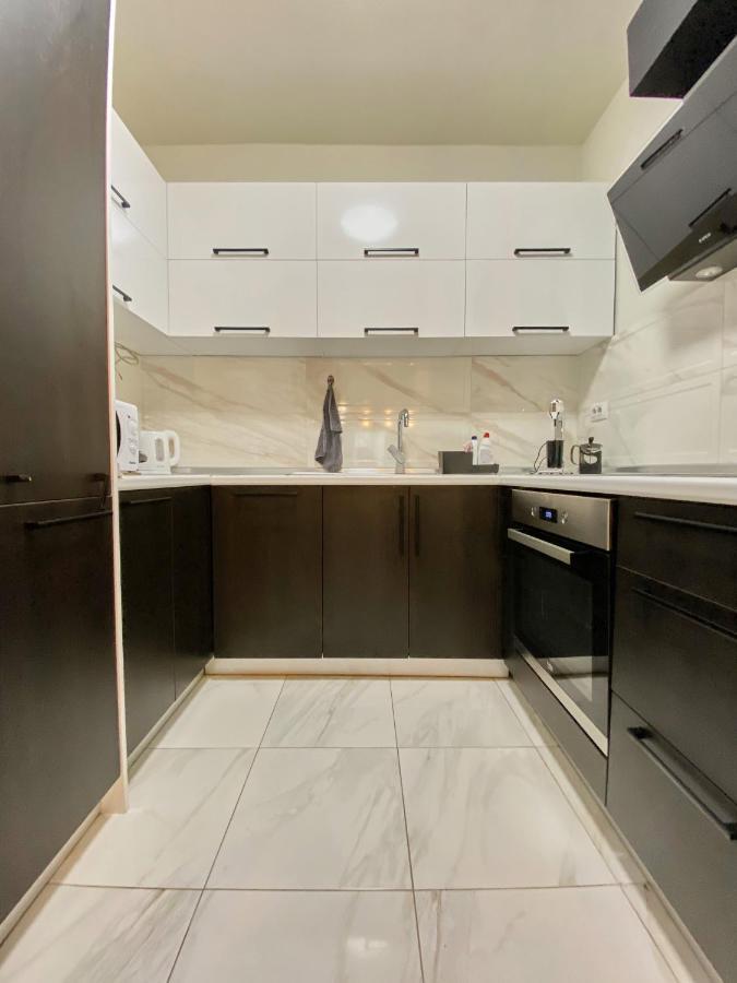 Stylish Apartment, Skopje Centre - Private Parking - Panoramic Views Экстерьер фото