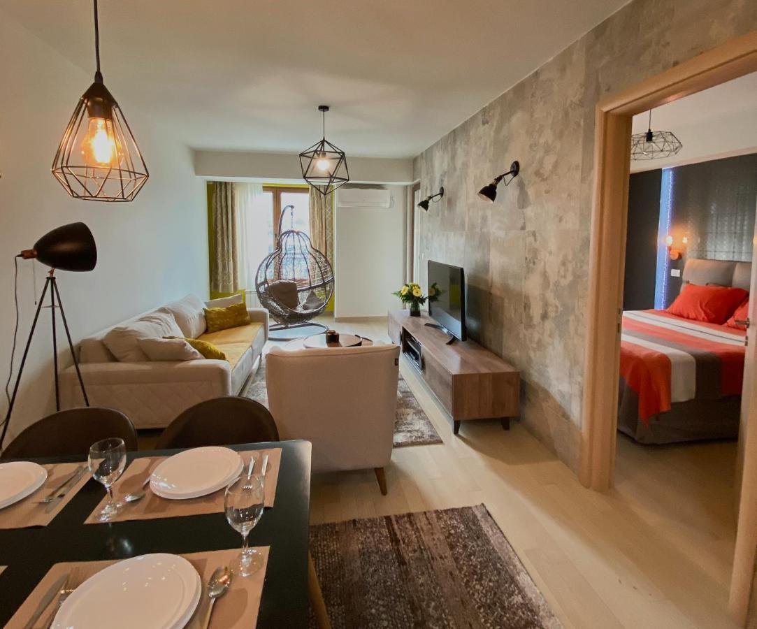Stylish Apartment, Skopje Centre - Private Parking - Panoramic Views Экстерьер фото