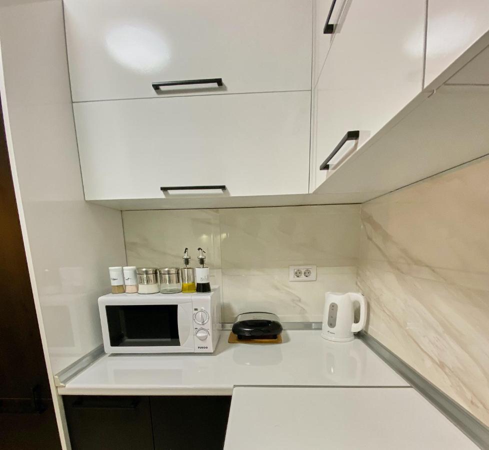 Stylish Apartment, Skopje Centre - Private Parking - Panoramic Views Экстерьер фото