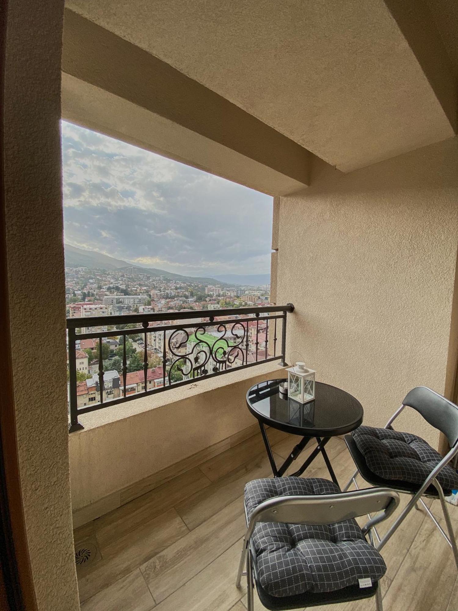 Stylish Apartment, Skopje Centre - Private Parking - Panoramic Views Экстерьер фото